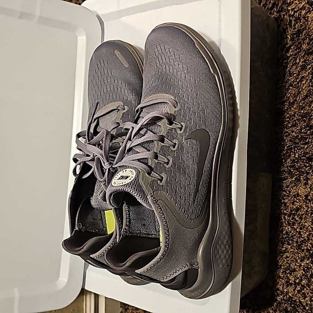 Nike free rn